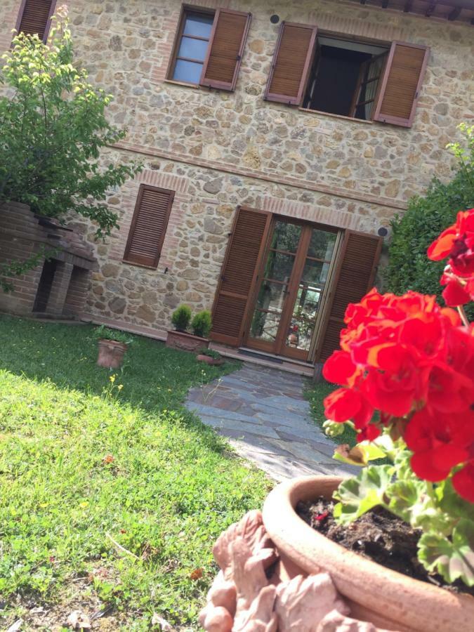 Casa Valerie Villa Castelmuzio Exterior foto